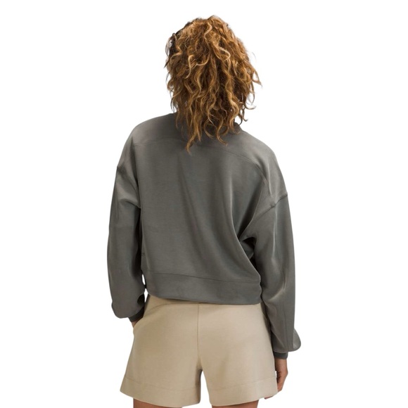 LULULEMON Perfectly Oversized Cropped Crew Softstreme Sweater in Grey Sage - Picture 4 of 13